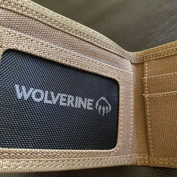 WOLVERINE Men's Tri Fold Canvas Wallet Brown Unused - Picture 3 of 7